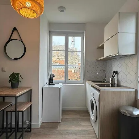 4, Place De La Gare * 瓦朗西纳